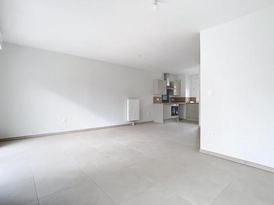 Maison - 81 m² - 4 pièces