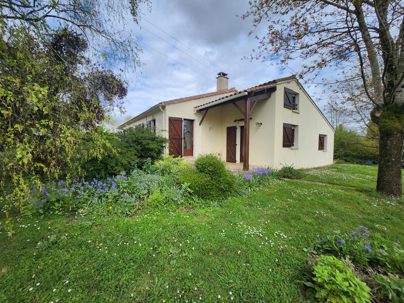 Maison - 139 m² - 7 pièces