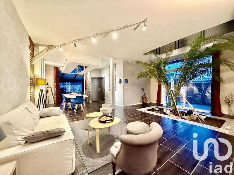 Maison de ville - 278 m² - 7 pièces