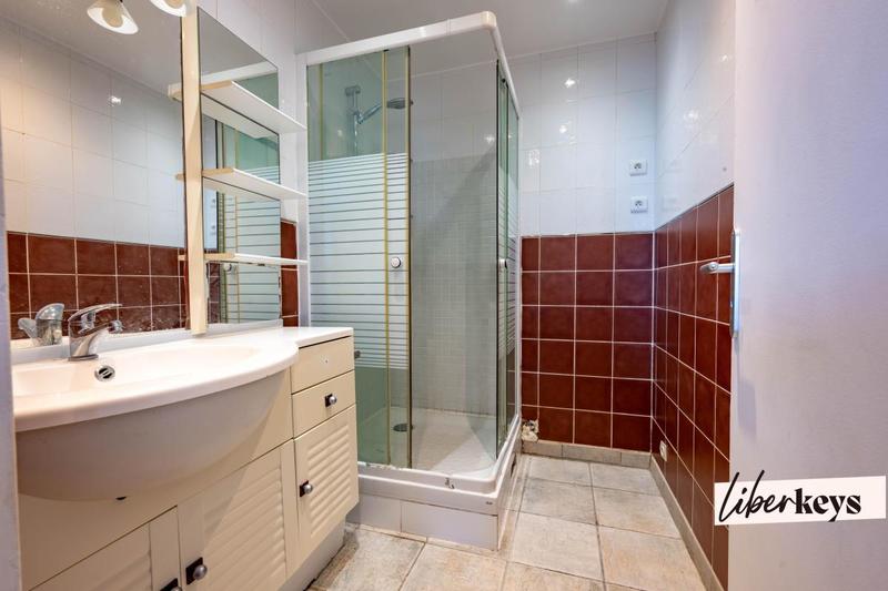 Appartement - 113 m² - 6 pièces