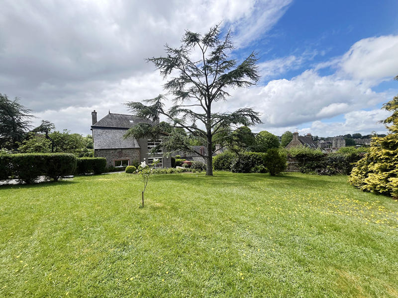 Maison - 159 m² - 6 pièces