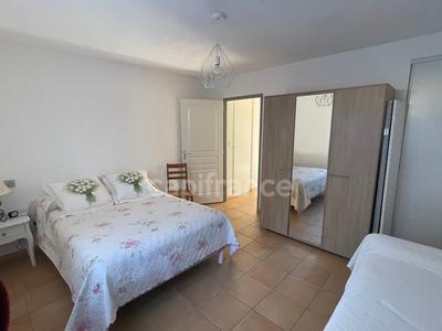 Appartement - 80 m² - 3 pièces