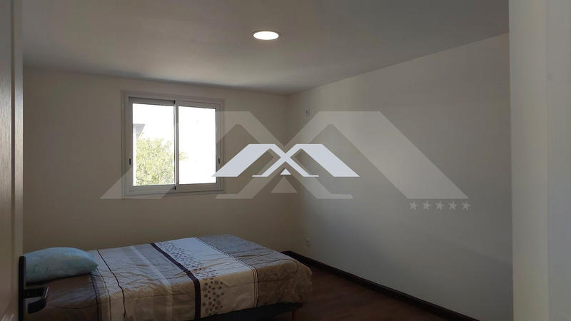 Maison - 92 m² - 5 pièces