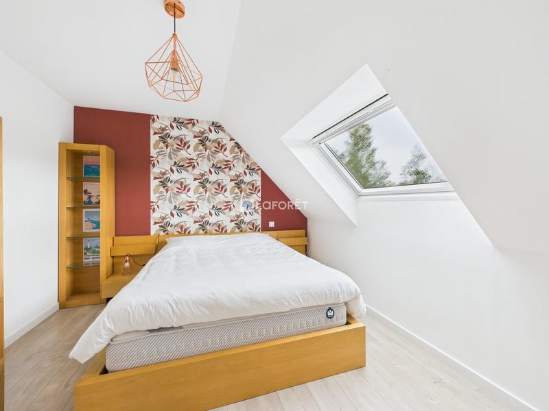 Appartement - 80 m² - 6 pièces