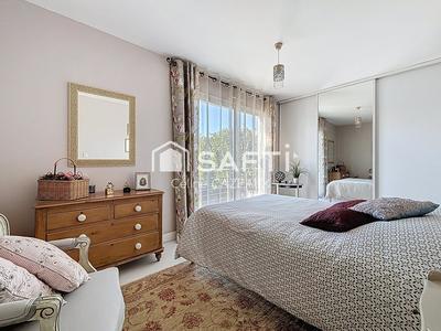 Maison - 175 m² - 6 pièces