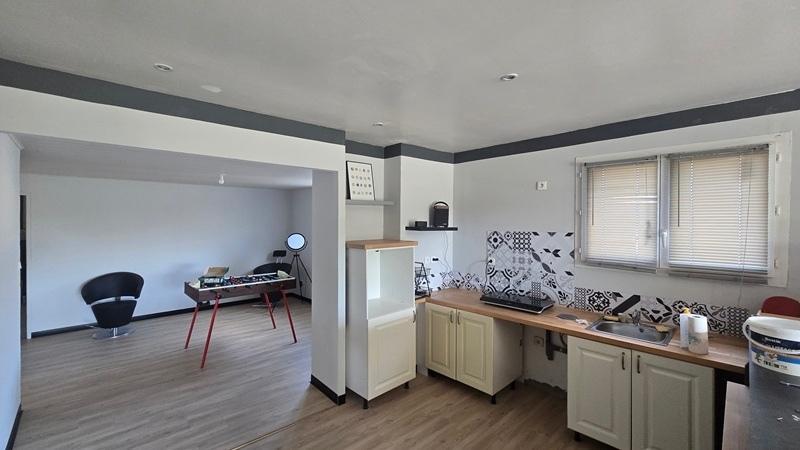 Propriété - 246 m² - 8 pièces