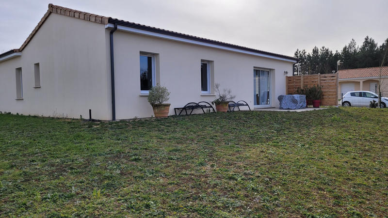 Maison - 96 m² - 4 pièces