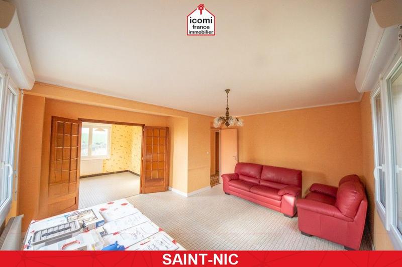 Maison - 140 m² - 8 pièces