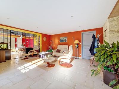 Maison - 262 m² - 7 pièces