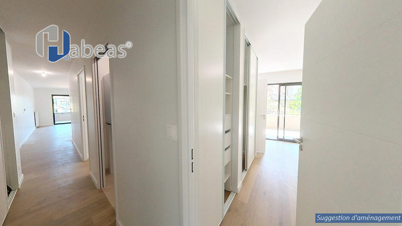 Appartement - 103 m² - 4 pièces