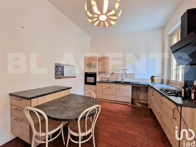 Maison - 190 m² - 5 pièces