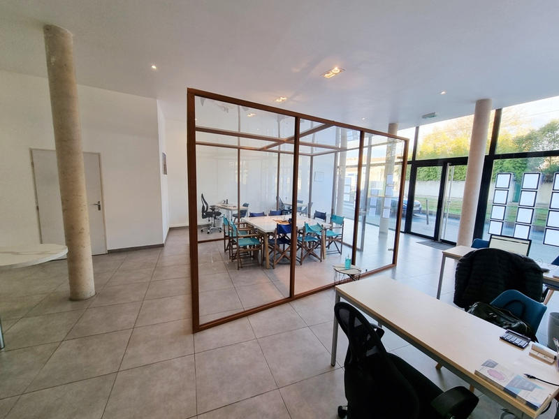 Local commercial - 82 m²