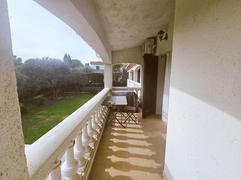 Appartement - 100 m² - 3 pièces