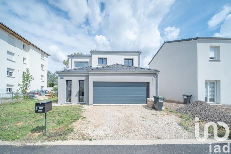 Maison - 168 m² - 6 pièces