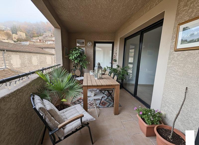 Appartement - 88 m² - 3 pièces