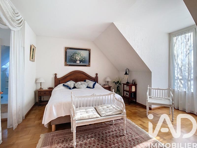 Maison - 133 m² - 7 pièces