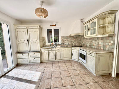 Châlet - 196 m² - 7 pièces