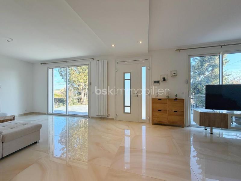 Maison - 114 m² - 7 pièces