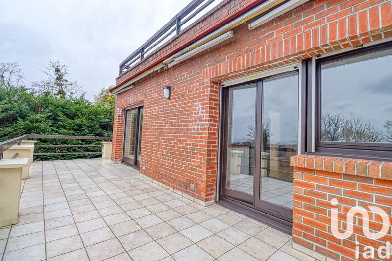 Maison de maîtres - 192 m² - 9 pièces