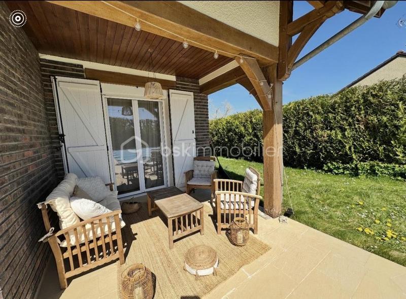 Maison traditionnelle - 148 m² - 6 pièces