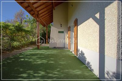 Maison - 152 m² - 7 pièces