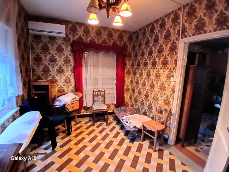 Maison - 107 m² - 6 pièces