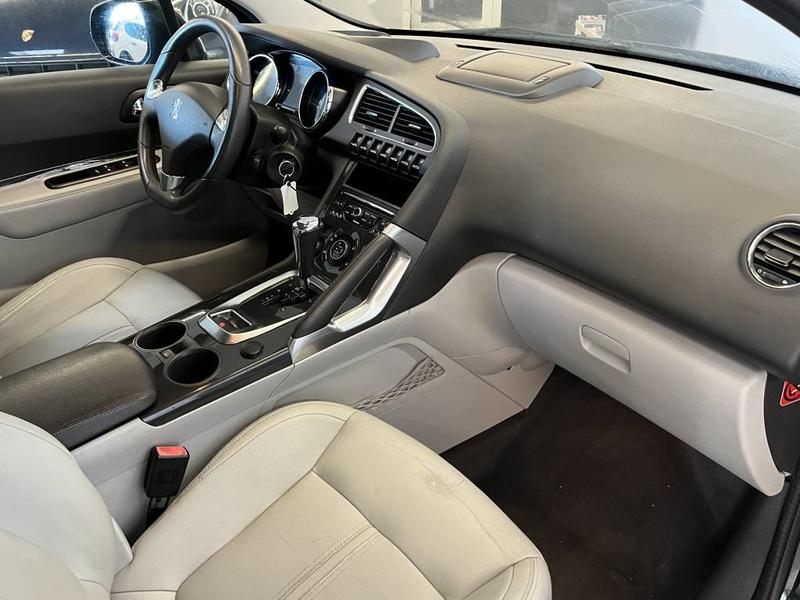 Peugeot 3008 2.0 Hdi 160 Fap Bva6 Féline