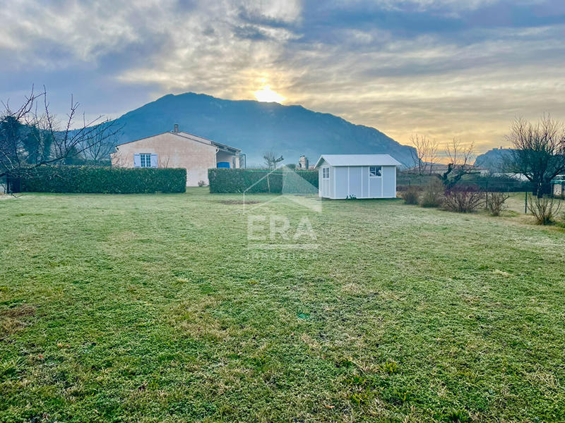 Terrain - 601 m²