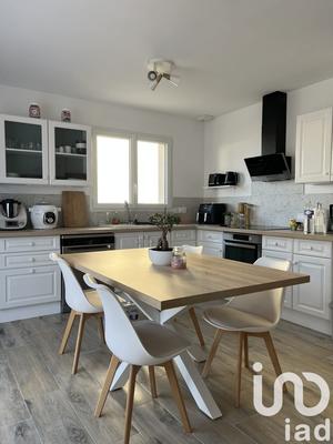 Maison - 103 m² - 5 pièces