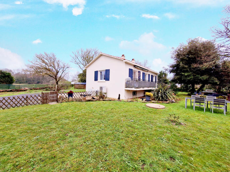 Maison - 133 m² - 6 pièces