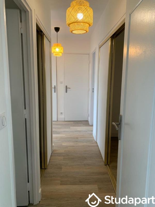 Chambre - 12 m² - 1 pièce