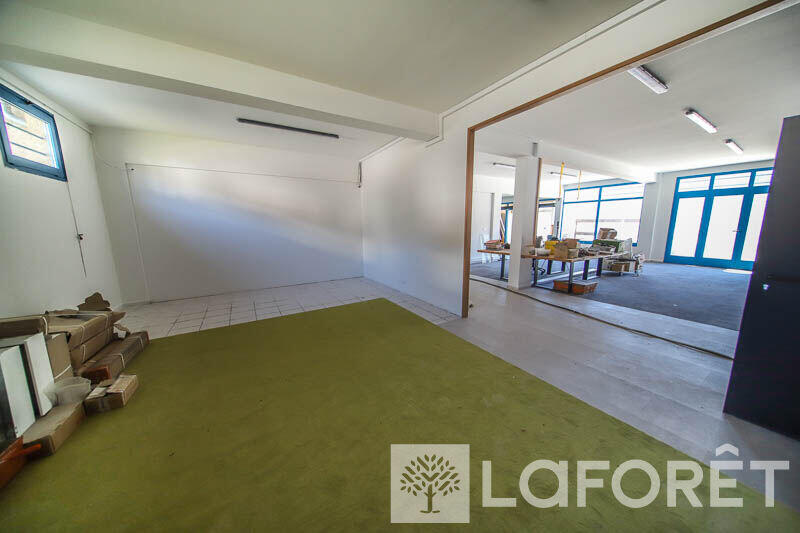 Local d'activités - 488 m² - 4 pièces