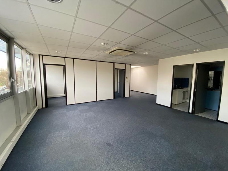 Bureau - 214 m²