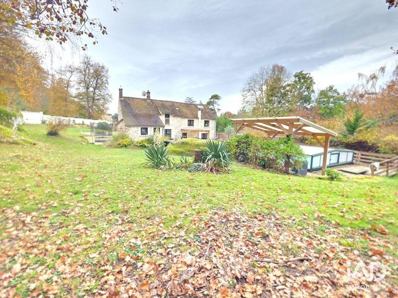 Maison - 270 m² - 5 pièces