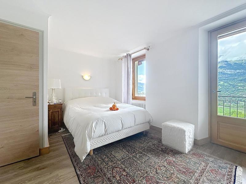 Appartement - 100 m² - 4 pièces