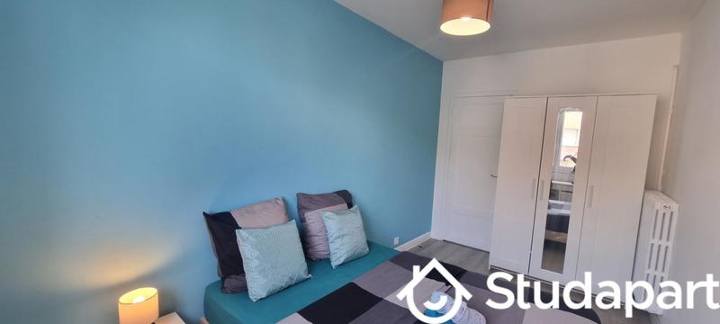 Chambre - 10 m² - 1 pièce