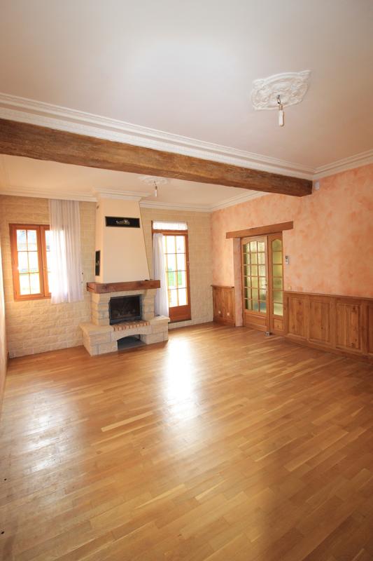 Maison - 95 m² - 6 pièces