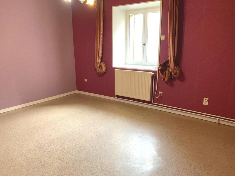 Maison - 235 m² - 11 pièces