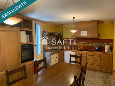 Maison - 150 m² - 6 pièces