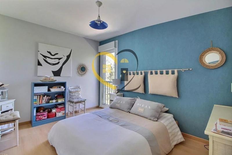 Villa - 176 m² - 6 pièces