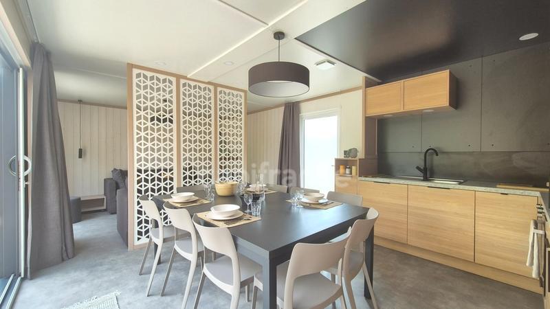 Mobil-home - 110 m² - 7 pièces