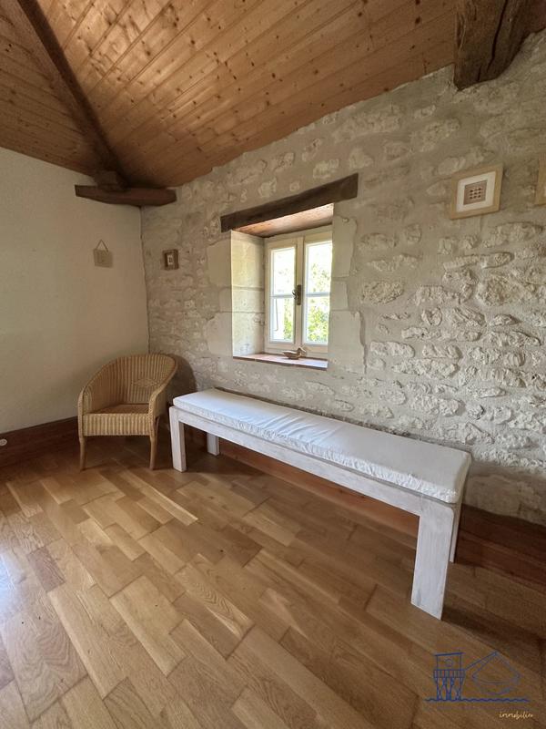 Maison ancienne - 212 m² - 6 pièces