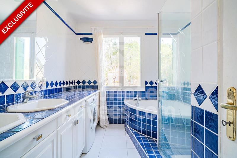 Villa - 155 m² - 8 pièces