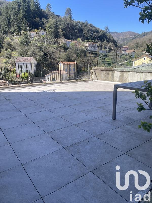 Appartement - 126 m² - 9 pièces