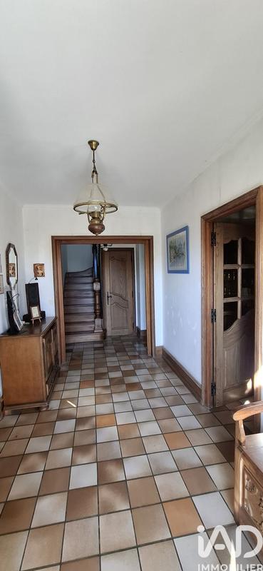 Maison - 180 m² - 7 pièces