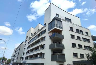 Appartement - 76 m² - 4 pièces