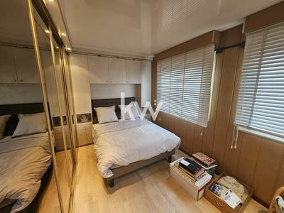 Entrepôt - 89 m² - 4 pièces