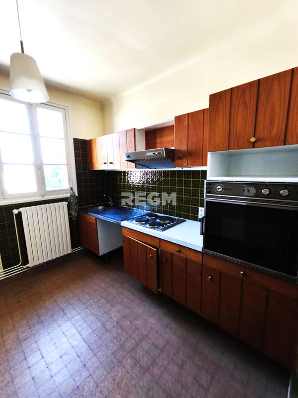 Maison - 167 m² - 6 pièces