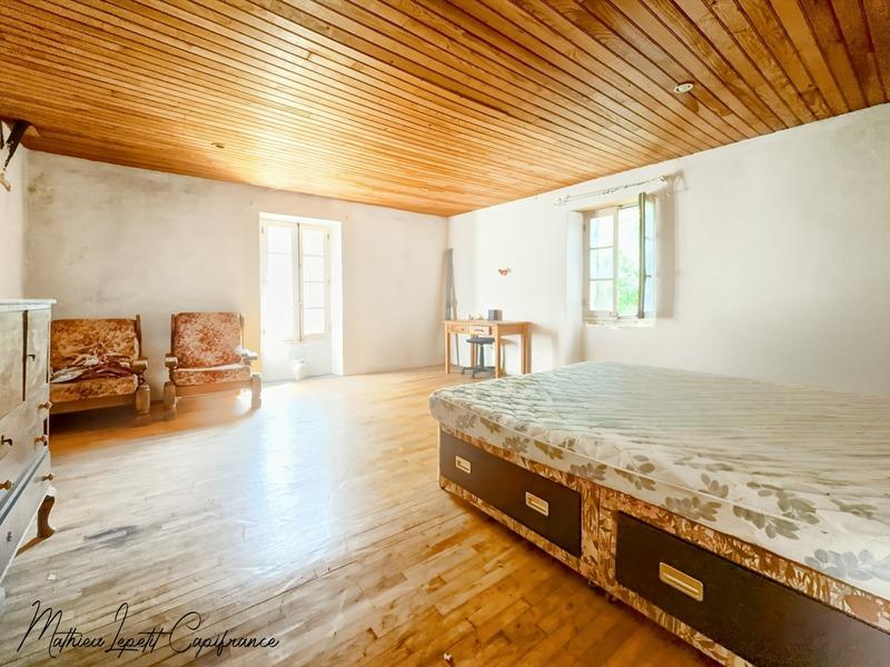 Maison - 148 m² - 5 pièces