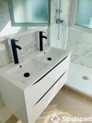 Chambre - 11 m² - 1 pièce